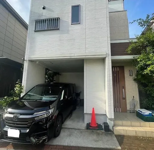 Tommy\'S House 東京都内では貴重な無料駐車場付で大地震でも安心の新しい家