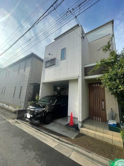 Tommy's House 東京都内では貴重な無料駐車場付で大地震でも安心の新しい家 度假居 東京都